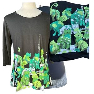 NEW SHAMROCK kitties Women’s TUNIC ☘️ • hi low top